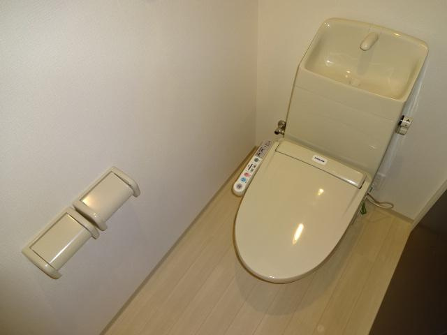 サンパレスのトイレ|シャワー付トイレ