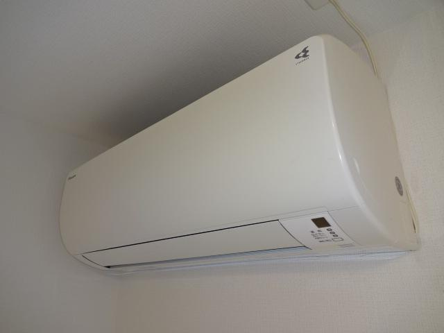 サンパレスの設備|エアコン