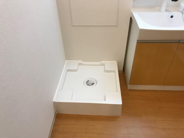 フィオーレのその他|洗濯機置場