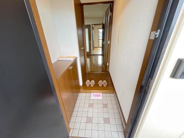 ロイヤルタムラひまわり館の玄関|玄関