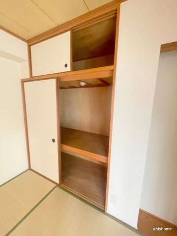 リヴィエール川西　仲介手数料無料の収納