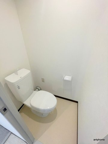 リヴィエール川西　仲介手数料無料のトイレ