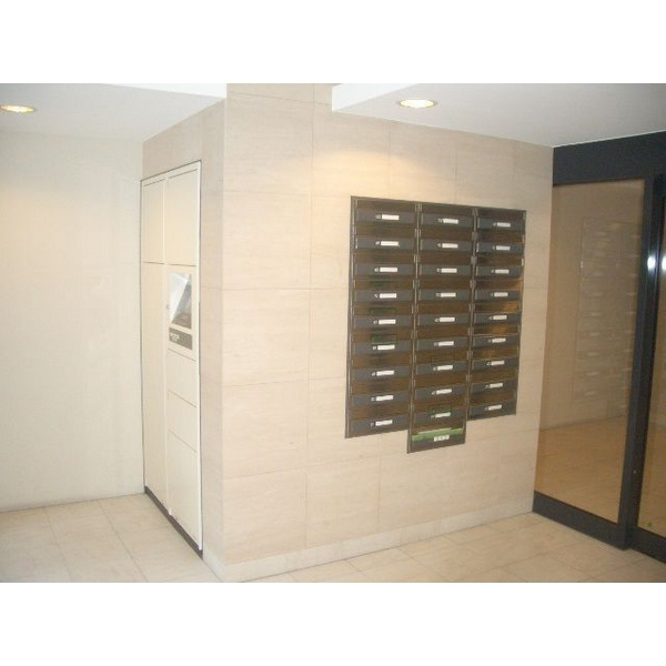 シエル白山A館のロビー