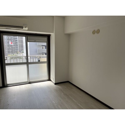 【居間・リビング】 | サンフラッツ新大阪本館