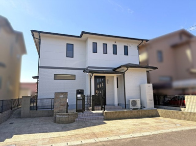 【外観】 | 三重郡菰野町大字福村　4SLDK | 内外装リフォーム済　オール電化仕様の４ＳＬＤＫ