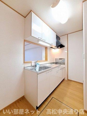 【キッチン】 | ベル　リヴィエール