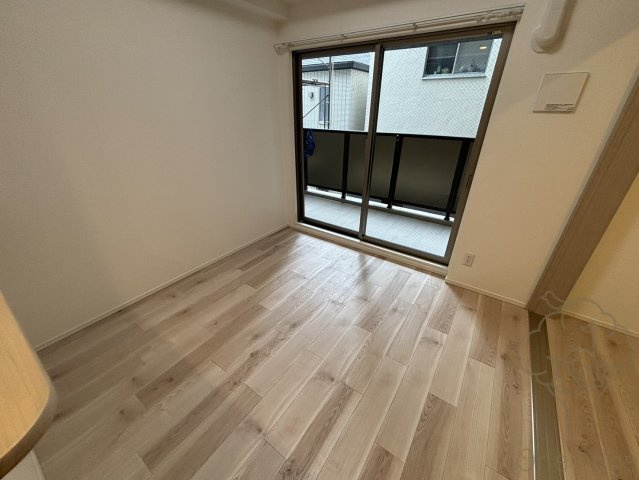 LiveCasa天満橋の居間・リビング