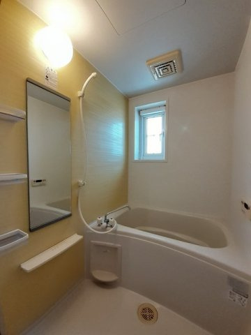 ヴィオラＡの浴室