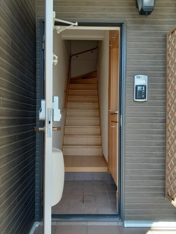 ヴィオラＡの玄関