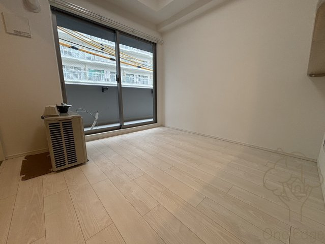 LiveCasa天満橋の居間・リビング