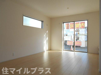 【居間・リビング】 | 郡山市亀田2丁目新築一戸建て3棟 | 使いやすい居間です