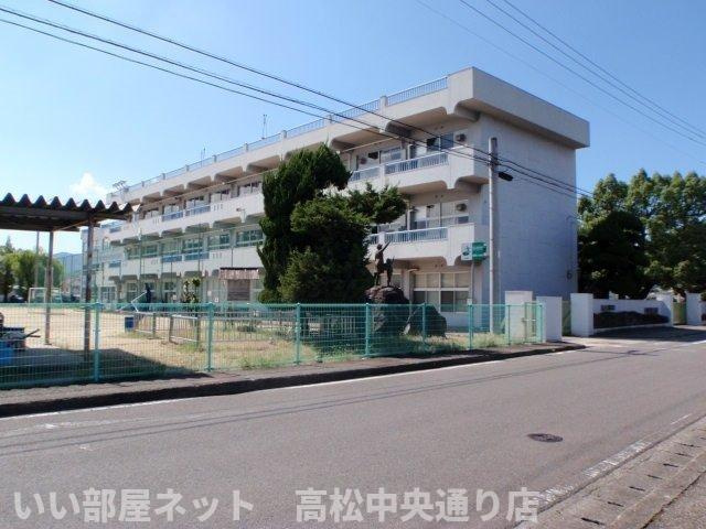 【周辺】 | グレープガーデンⅡ | 三豊市立勝間小学校まで1300m