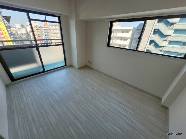 マンションセレーネ　仲介手数料無料の居間・リビング