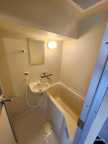 マンションセレーネ　仲介手数料無料の浴室