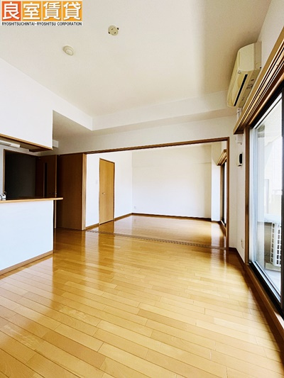 【居間・リビング】 | モラリエ金山