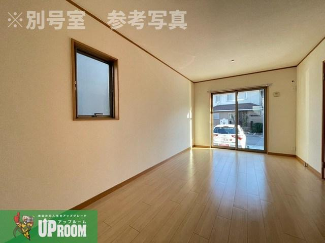 河合様戸建賃貸住宅の居間・リビング