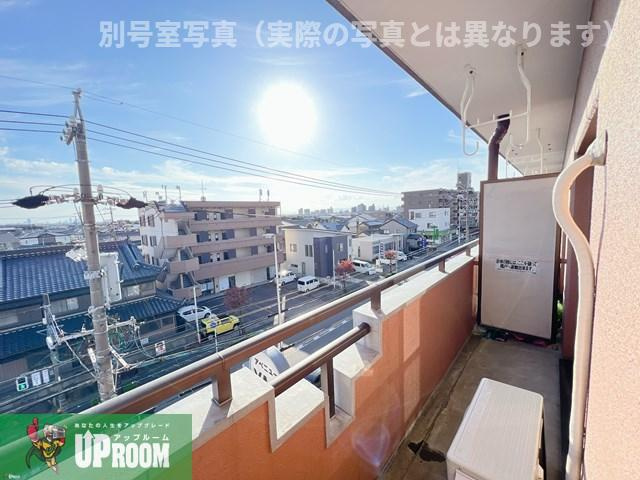 アベニューY.A.Nのバルコニー