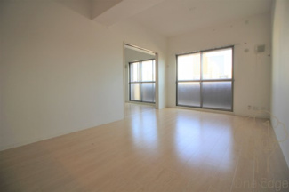 【居間・リビング】 | デセンテ北梅田