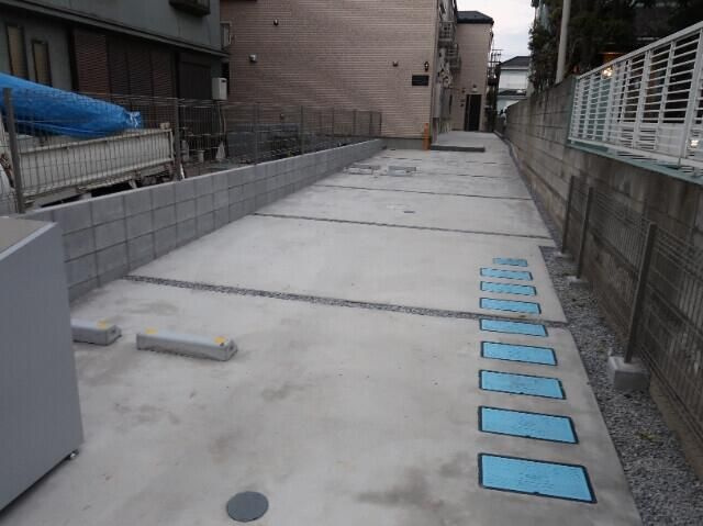 ヴィッラホーム七番館の駐車場