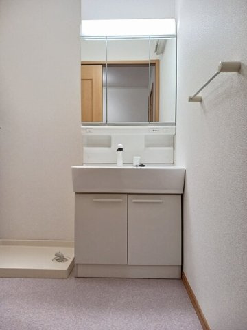 セレーノＢの洗面所