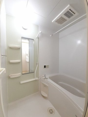 サンシャインスクエアの浴室