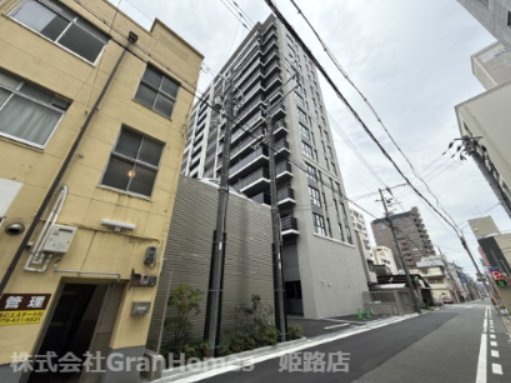 レーベン姫路本町の外観