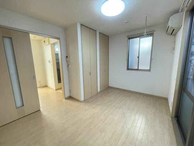 メゾン・プラッツの居間・リビング