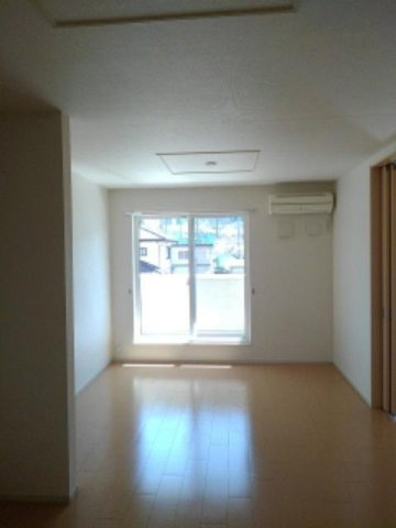 サンリット・ハーモニーＣの居間・リビング