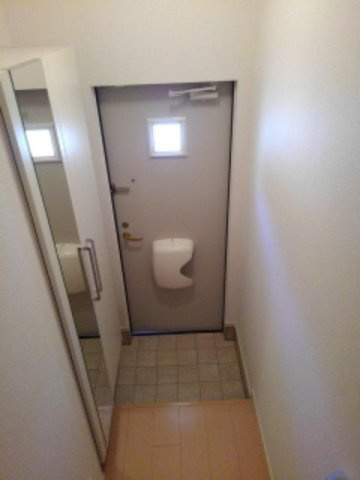 サンリット・ハーモニーＣの玄関