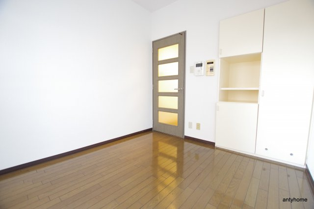 トーカン東淀川キャステール　仲介手数料無料の寝室