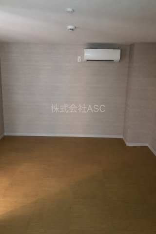 おおきに龍ビル　陽の内装