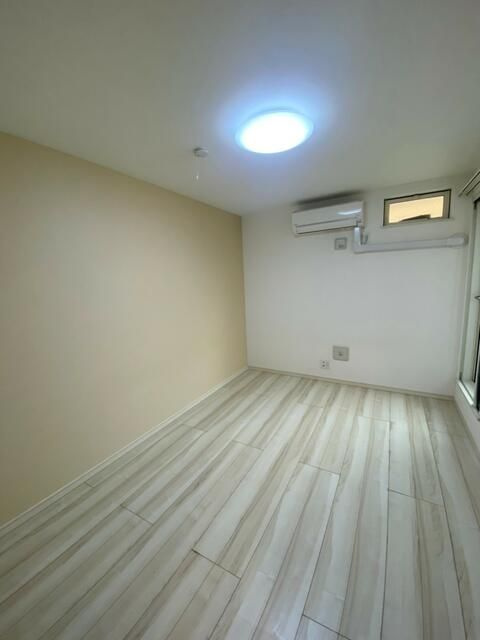 ラプロバンスドゥ五反野壱番館の居間・リビング