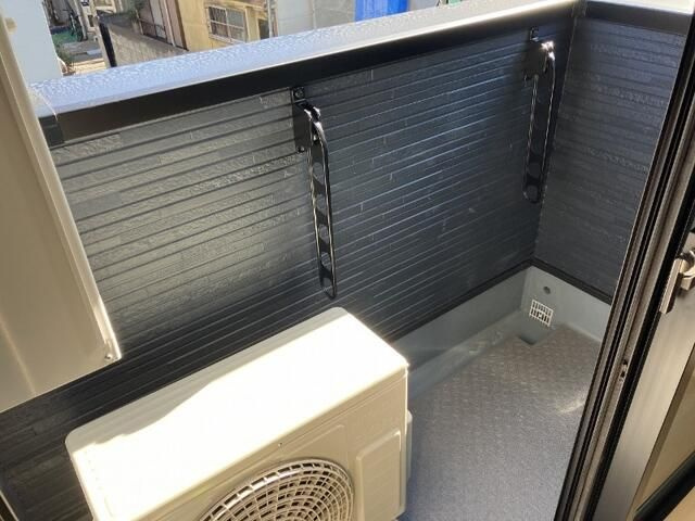 グランリバー北千住のバルコニー