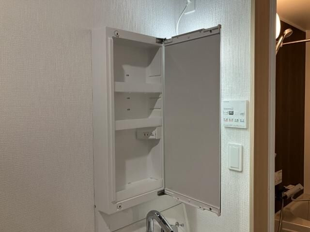 グランリバー北千住の収納