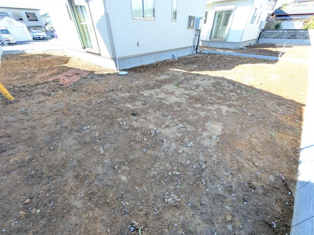 水戸市堀町2086番　新築戸建て　B号棟の庭