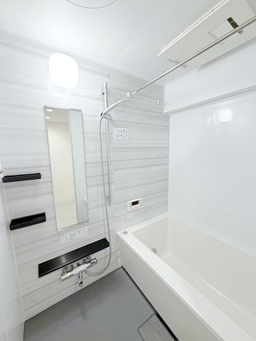 横浜東本郷マンションの浴室