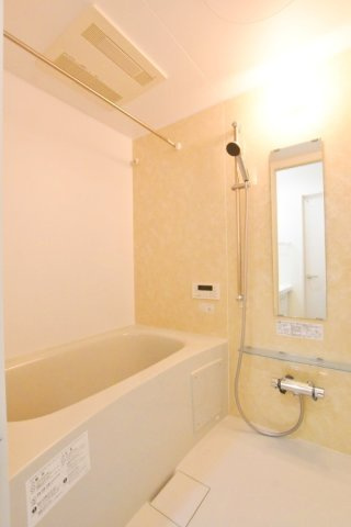 メゾン・ド・カノアの浴室