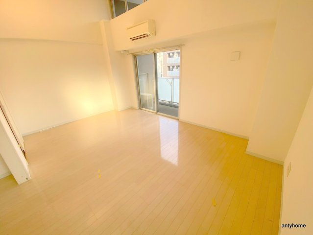 クレオキタホリエ　仲介手数料無料の寝室