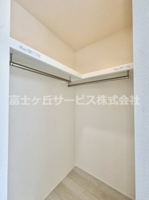【収納】 | 豊橋市梅薮町 新築一戸建て | ウォークインクローゼットです