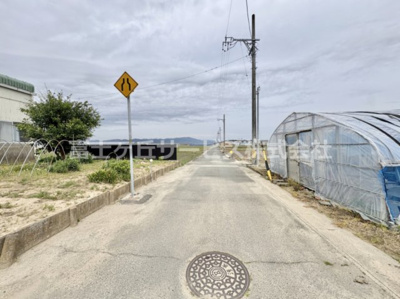 【前面道路含む現地写真】 | 豊橋市梅薮町 新築一戸建て | 前面道路含む現地写真です