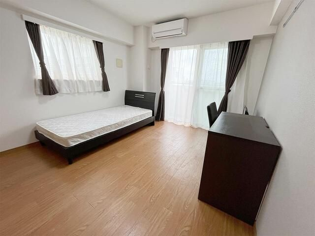 マイナビＳＴＡＹパレス板橋坂下（スカイコート板橋第５）の居間・リビング