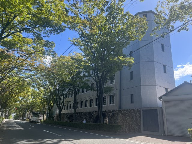 22番館