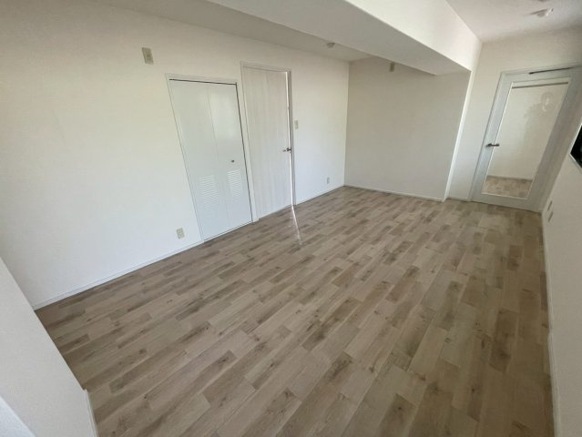 22番館の居間・リビング