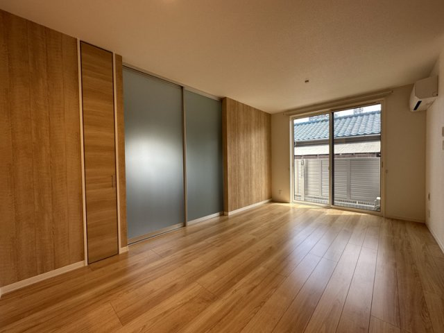 シャーメゾン土山西の居間・リビング