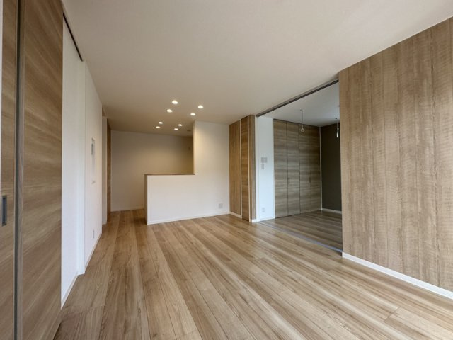 シャーメゾン土山西の居間・リビング