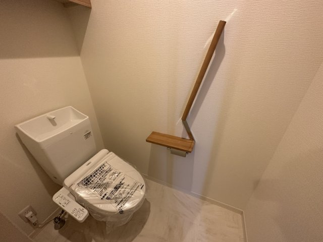 シャーメゾン土山西のトイレ