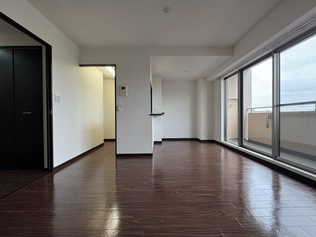 Elementary　Placeの居間・リビング