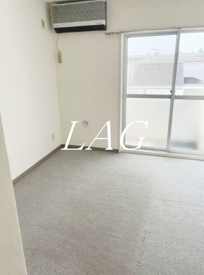 【居間・リビング】 | トップ平和台 | 洋室のお部屋です。