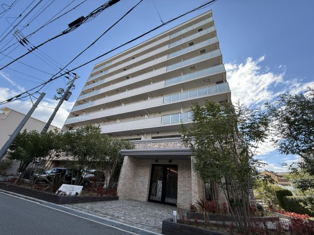 豊中市岡上の町２丁目の賃貸マンションの外観