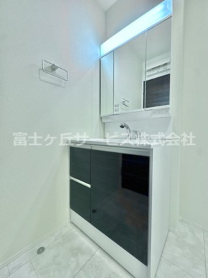 【独立洗面台】 | 豊橋市馬見塚町 59期 新築一戸建て 1号棟 | 独立洗面台、朝の身支度には欠かせません